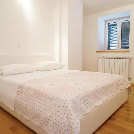 Casa vacanze Three-bedroom In *
